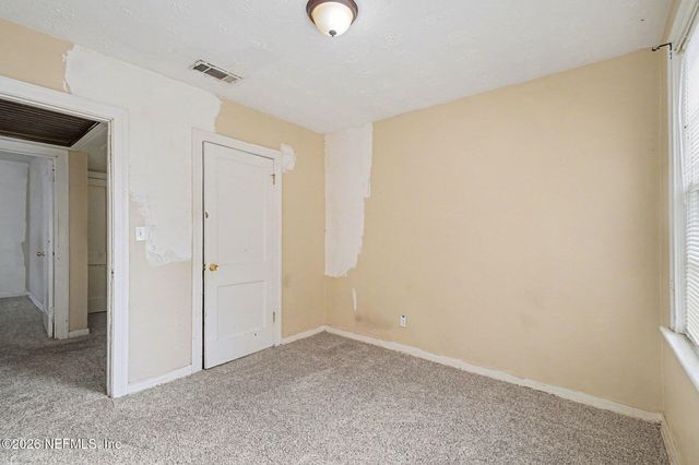 255 W 66TH Street N, Jacksonville, FL 32208