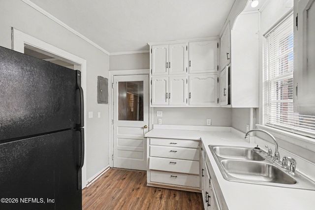 255 W 66TH Street N, Jacksonville, FL 32208