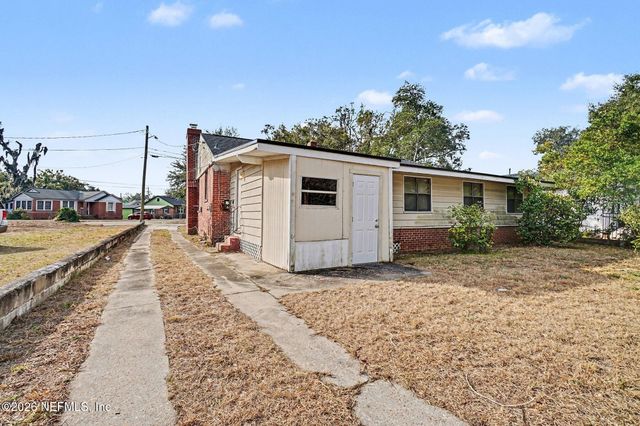 255 W 66TH Street N, Jacksonville, FL 32208