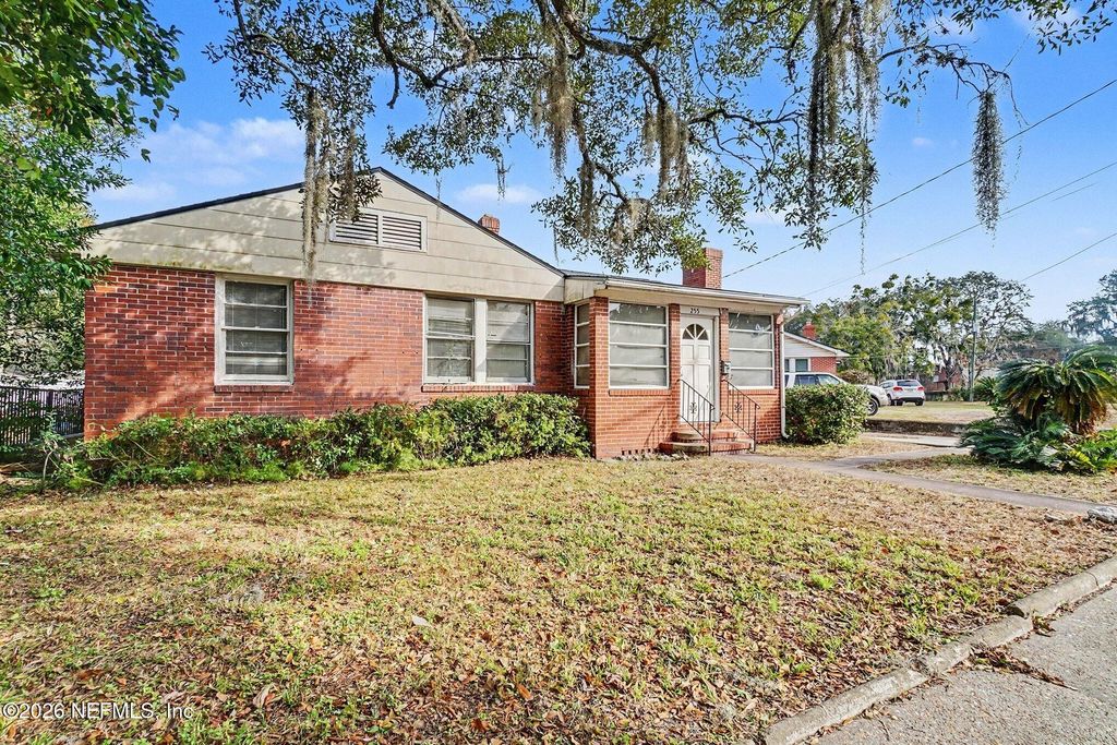 255 W 66TH Street N, Jacksonville, FL 32208