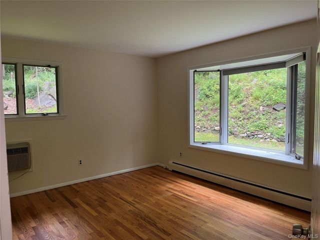 20 John Cava Lane, Cortlandt Manor, NY 10567