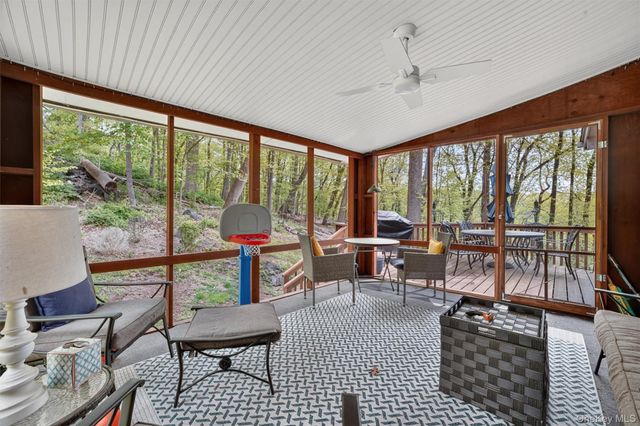 20 John Cava Lane, Cortlandt Manor, NY 10567