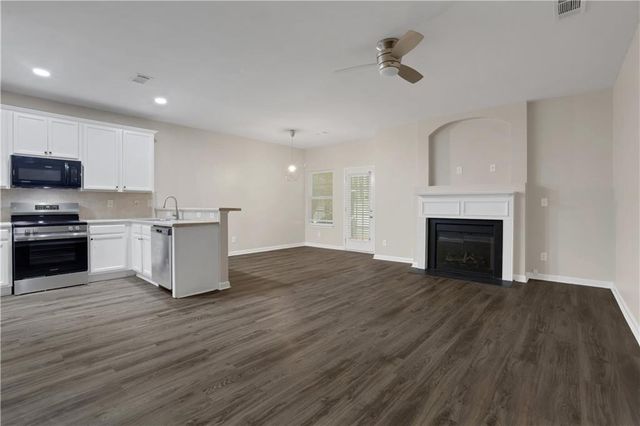 2985 Tarian Way, Decatur, GA 30034