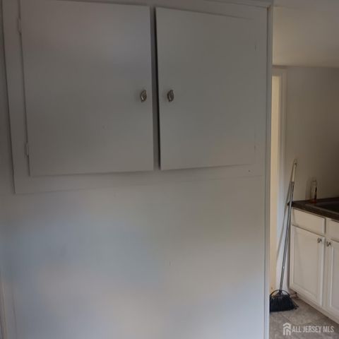 274 Main Street, Woodbridge Proper, NJ 07095