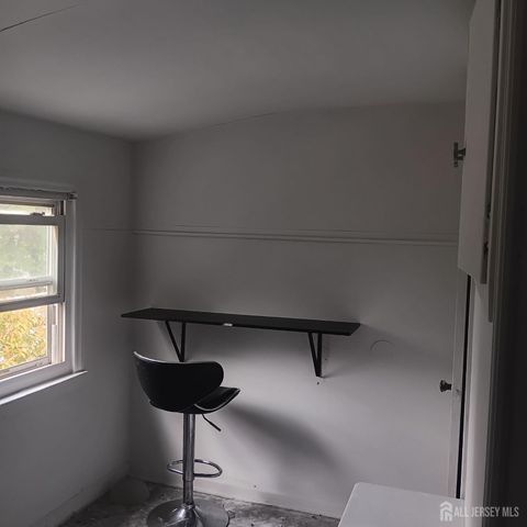 274 Main Street, Woodbridge Proper, NJ 07095