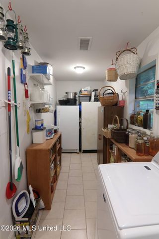 5871 S Highway 305, Hernando, MS 38632