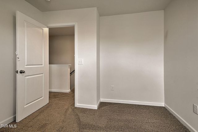 15 Garnet Court, Johnson City, TN 37604