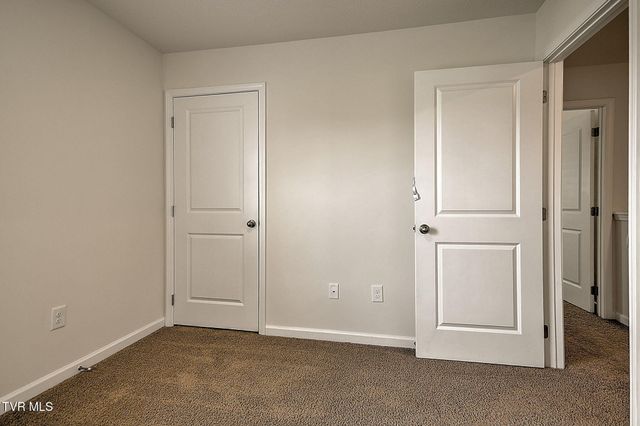 15 Garnet Court, Johnson City, TN 37604