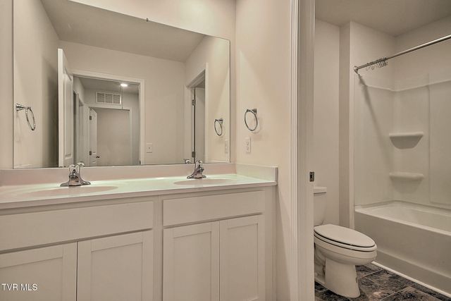 15 Garnet Court, Johnson City, TN 37604