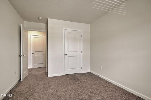 15 Garnet Court, Johnson City, TN 37604