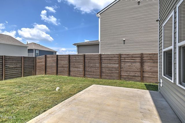 15 Garnet Court, Johnson City, TN 37604