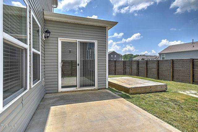 15 Garnet Court, Johnson City, TN 37604