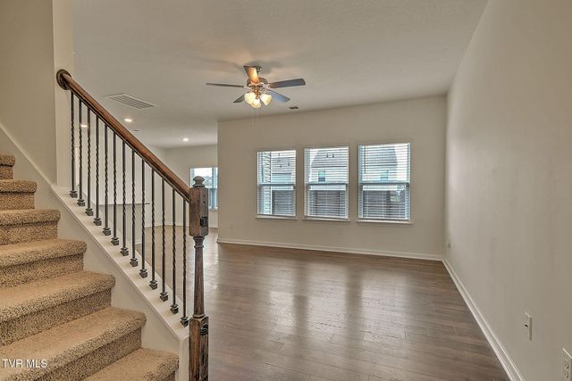 15 Garnet Court, Johnson City, TN 37604