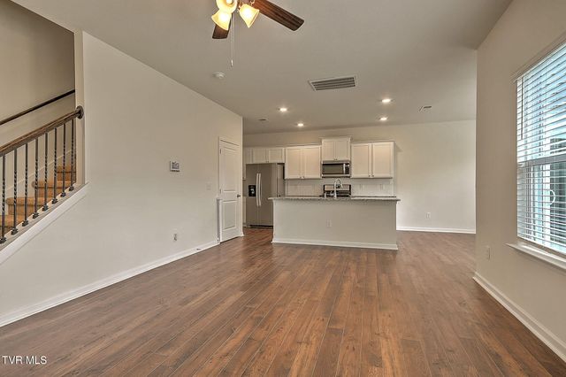 15 Garnet Court, Johnson City, TN 37604