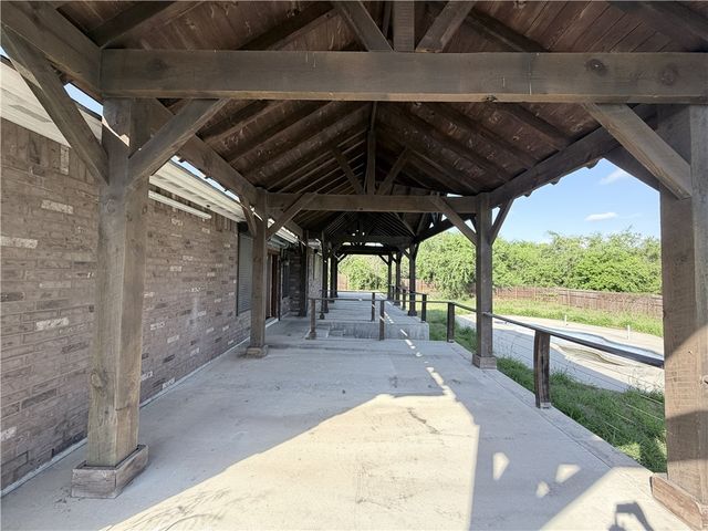 4602 Sandy Ridge St, Corpus Christi, TX 78410