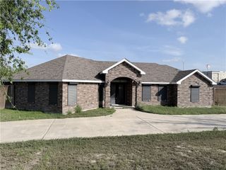 4602 Sandy Ridge St, Corpus Christi, TX 78410