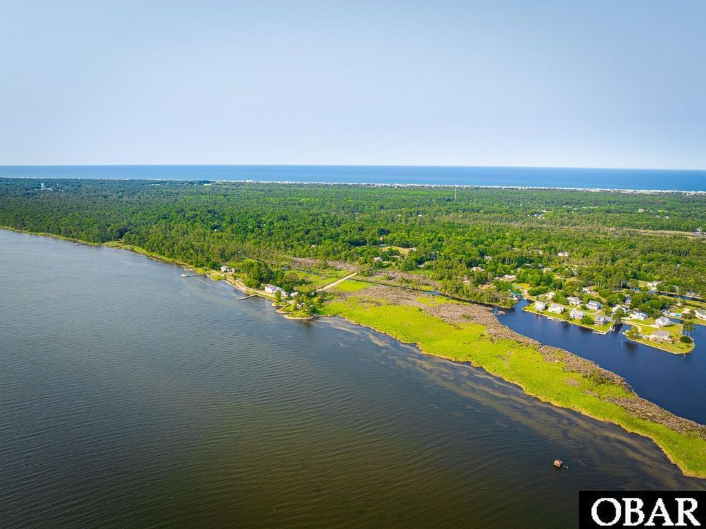 Image 22 of property listing at 1327 W Kitty Hawk Road, Kitty Hawk, NC 27949