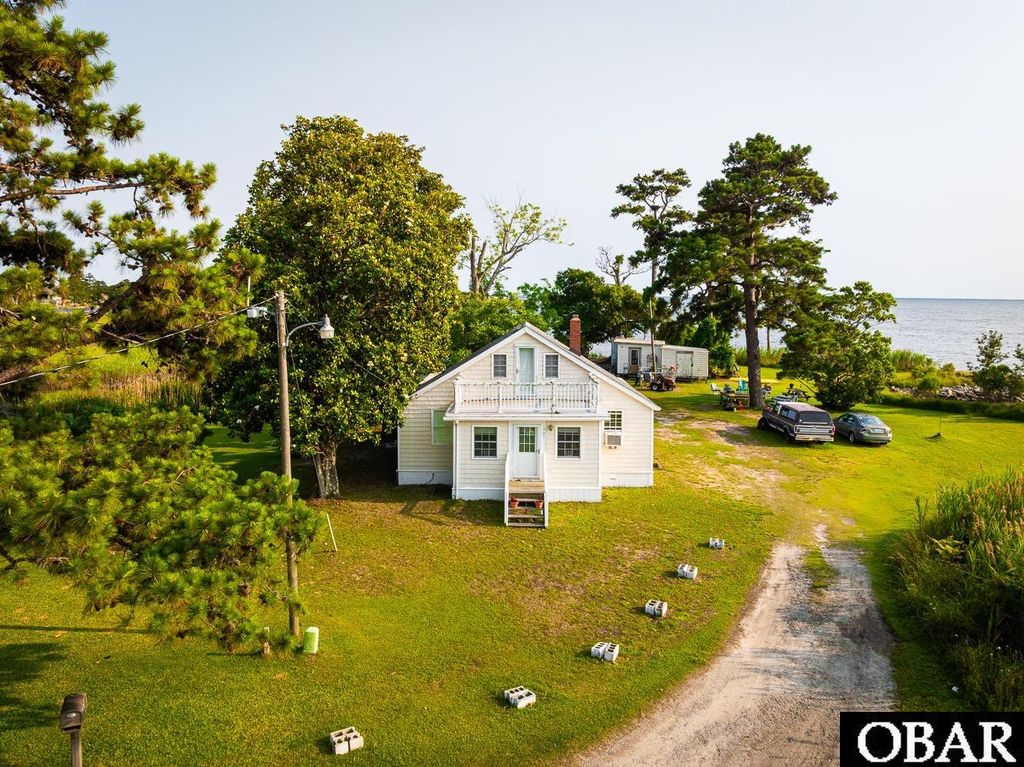 Image 35 of property listing at 1327 W Kitty Hawk Road, Kitty Hawk, NC 27949