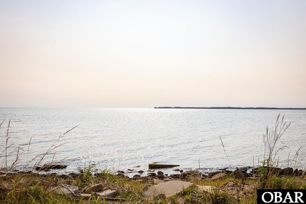 Image 9 of property listing at 1327 W Kitty Hawk Road, Kitty Hawk, NC 27949