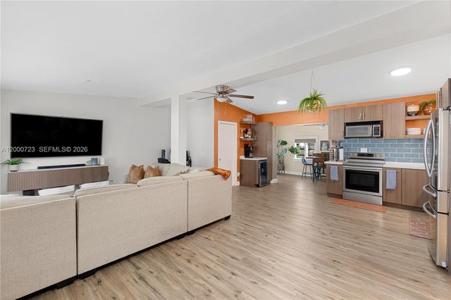 3331 SW 21st St, Fort Lauderdale, FL 33312