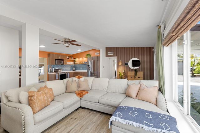 3331 SW 21st St, Fort Lauderdale, FL 33312