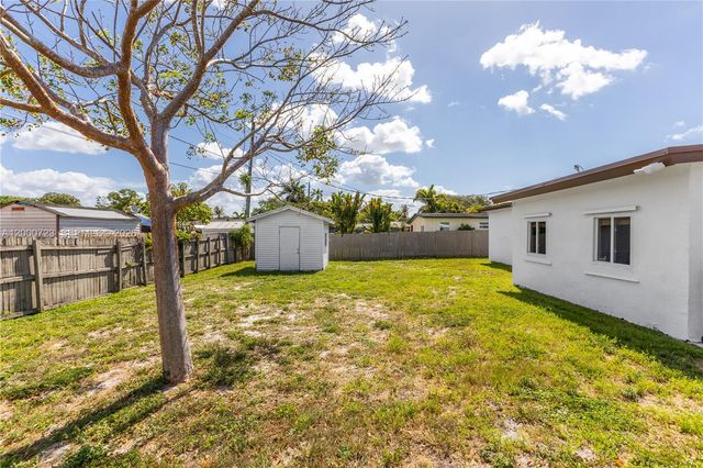 3331 SW 21st St, Fort Lauderdale, FL 33312