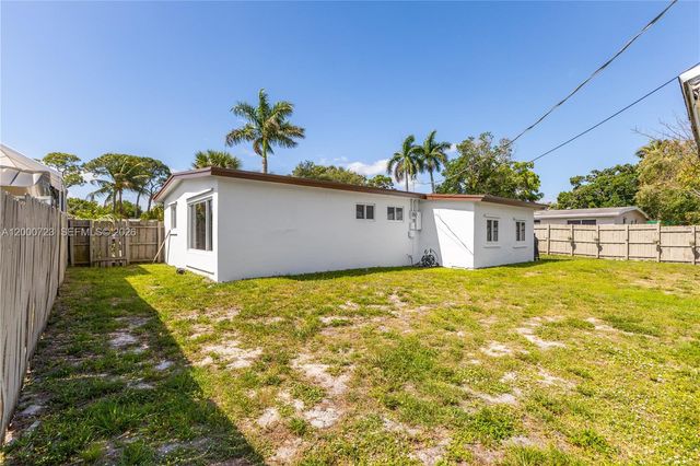 3331 SW 21st St, Fort Lauderdale, FL 33312
