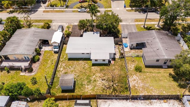 3331 SW 21st St, Fort Lauderdale, FL 33312