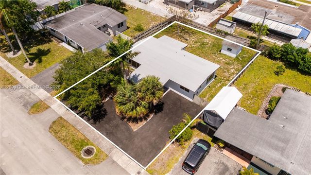 3331 SW 21st St, Fort Lauderdale, FL 33312