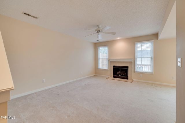 124 Bentley Parc, Johnson City, TN 37615