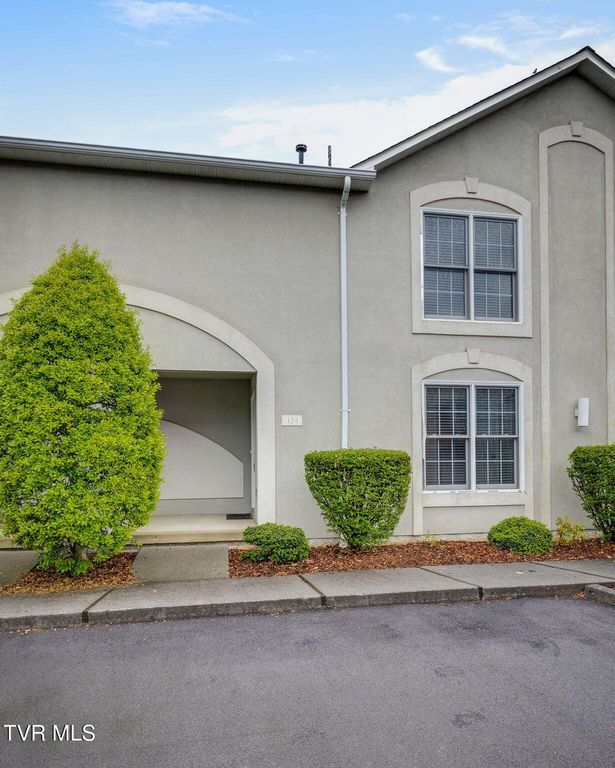 124 Bentley Parc, Johnson City, TN 37615