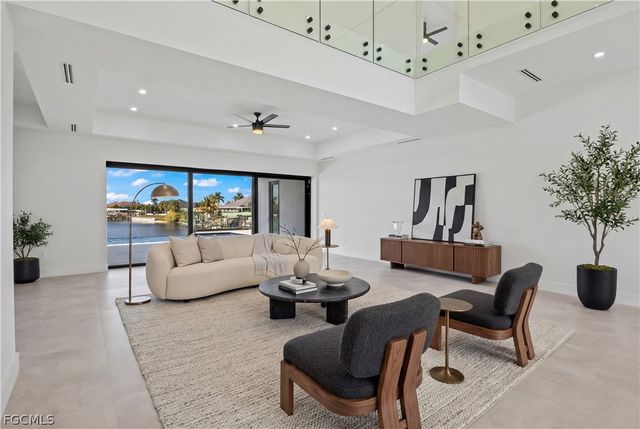 432 Burnt Store RD S, Cape Coral, FL 33991