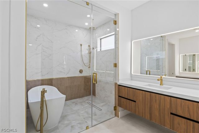 432 Burnt Store RD S, Cape Coral, FL 33991