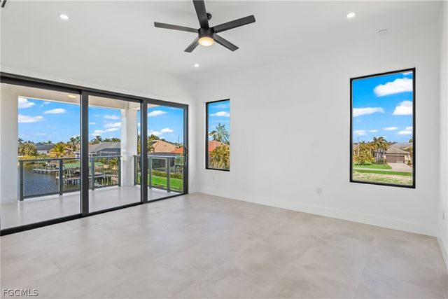 432 Burnt Store RD S, Cape Coral, FL 33991