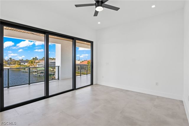 432 Burnt Store RD S, Cape Coral, FL 33991