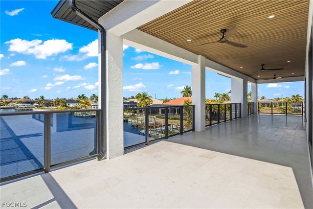 432 Burnt Store RD S, Cape Coral, FL 33991