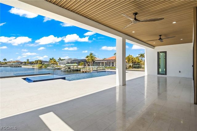 432 Burnt Store RD S, Cape Coral, FL 33991