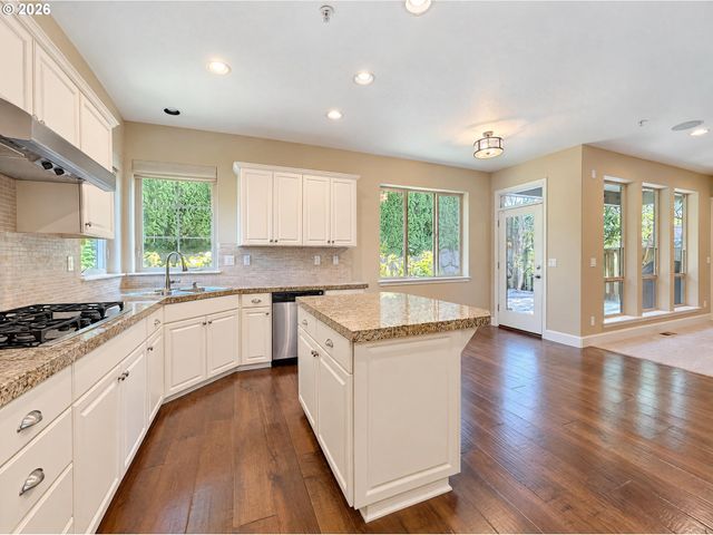 14978 Sw 164TH Ave, Portland, OR 97224