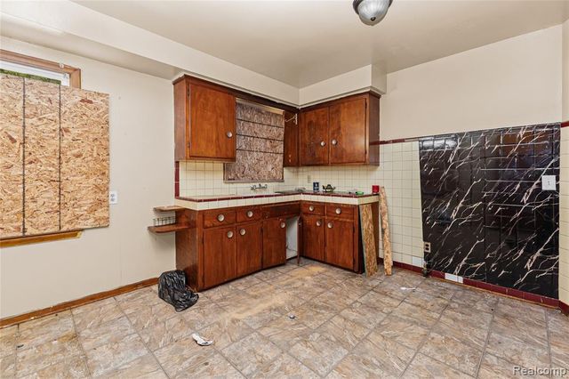 19714 Ryan Road, Detroit, MI 48234