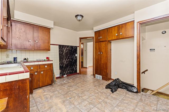 19714 Ryan Road, Detroit, MI 48234