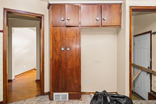 19714 Ryan Road, Detroit, MI 48234