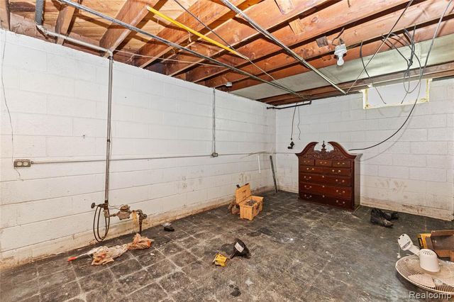 19714 Ryan Road, Detroit, MI 48234