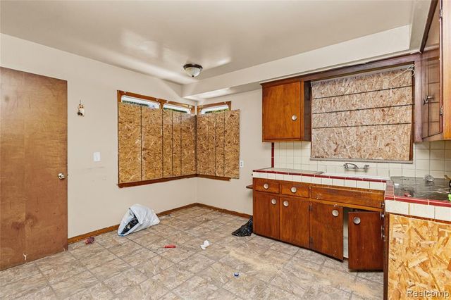 19714 Ryan Road, Detroit, MI 48234