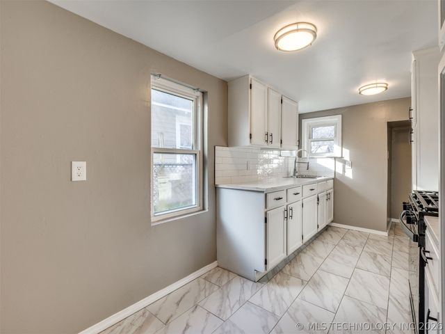 453 S 50th West Avenue, Tulsa, OK 74127