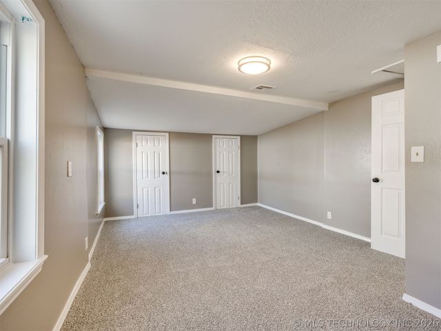 453 S 50th West Avenue, Tulsa, OK 74127