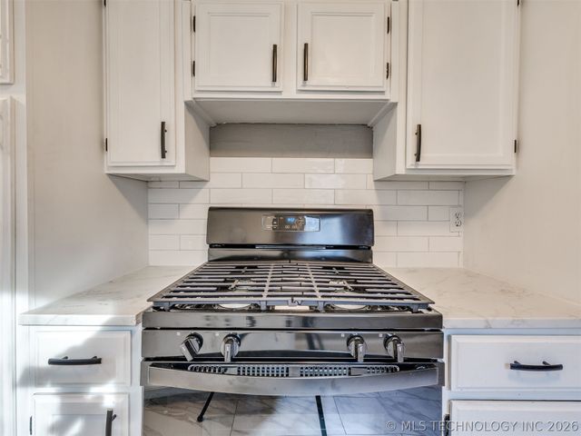 453 S 50th West Avenue, Tulsa, OK 74127