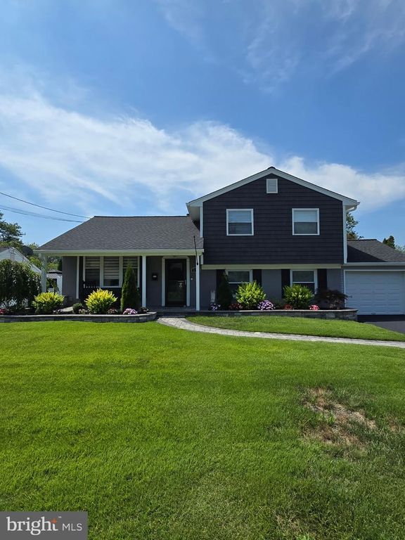 131 WHITMAN, Blackwood, NJ 08012