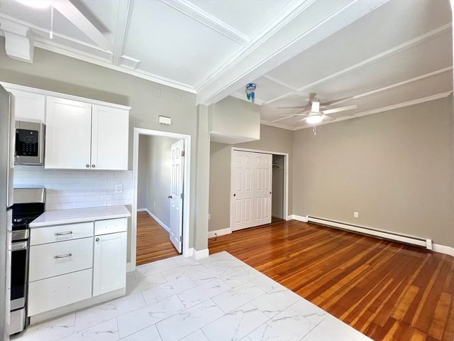 6 Holland Street 6R, Winchester, MA 01890