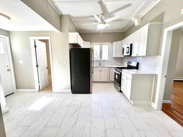 6 Holland Street 6R, Winchester, MA 01890