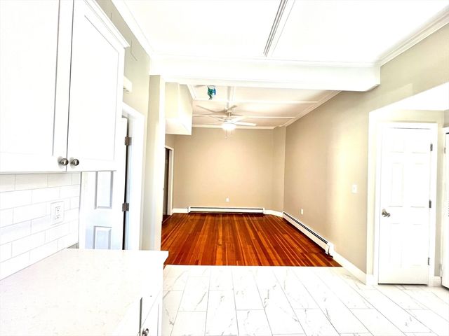 6 Holland Street 6R, Winchester, MA 01890